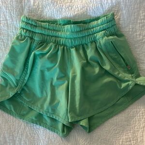 Lululemon green shorts